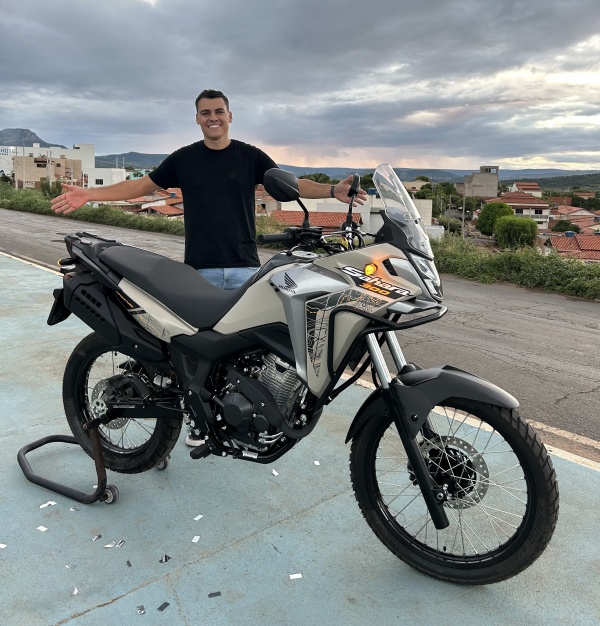 SAHARA 300 ADVENTURE ZERO KM OU 25 MIL NO PIX